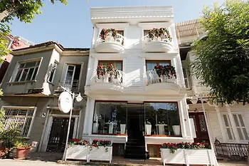 Kumsal Butik Otel Adalar 3*,