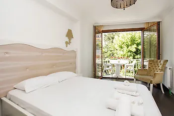 Kumsal Butik Otel Adalar 3*,