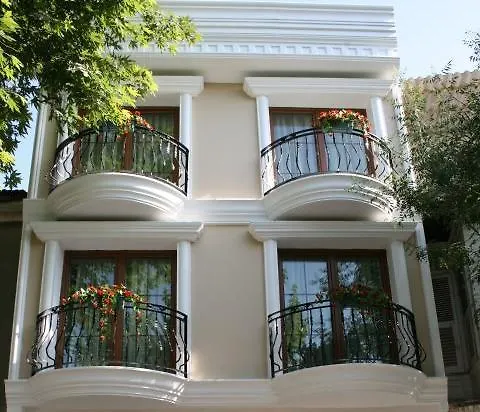 Kumsal Butik Otel Adalar 3*,