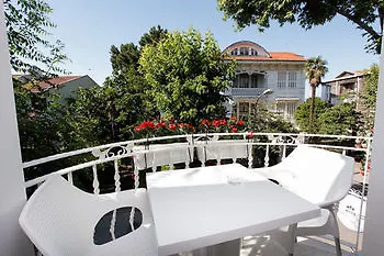 Kumsal Butik Otel Adalar 3*,